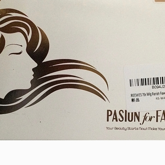 Farah Faucet Style Wig Blonde for Fun Fashion or halloween costume dress up - Picture 4 of 9